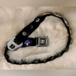 Vintage Stretchable Beer Bottle Cap Belt, Size Medium